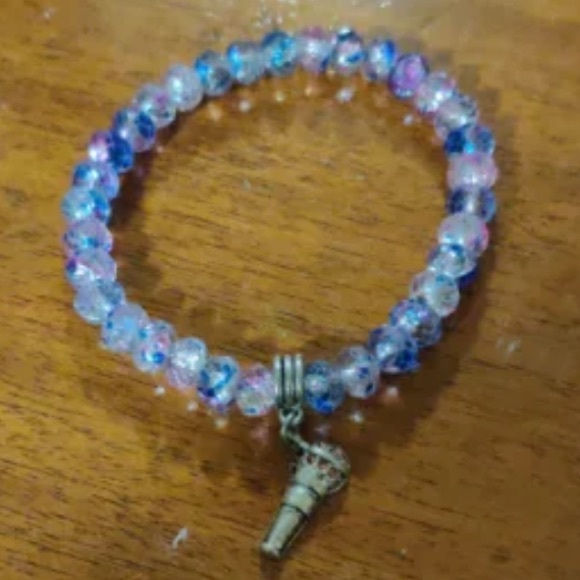 💙 Crystal effect bracelets. - Picture 3 of 3